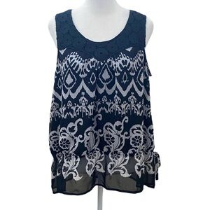 Dressbarn Petite Elegant Black and White Sleeveless Top. NWT. Size PXL.